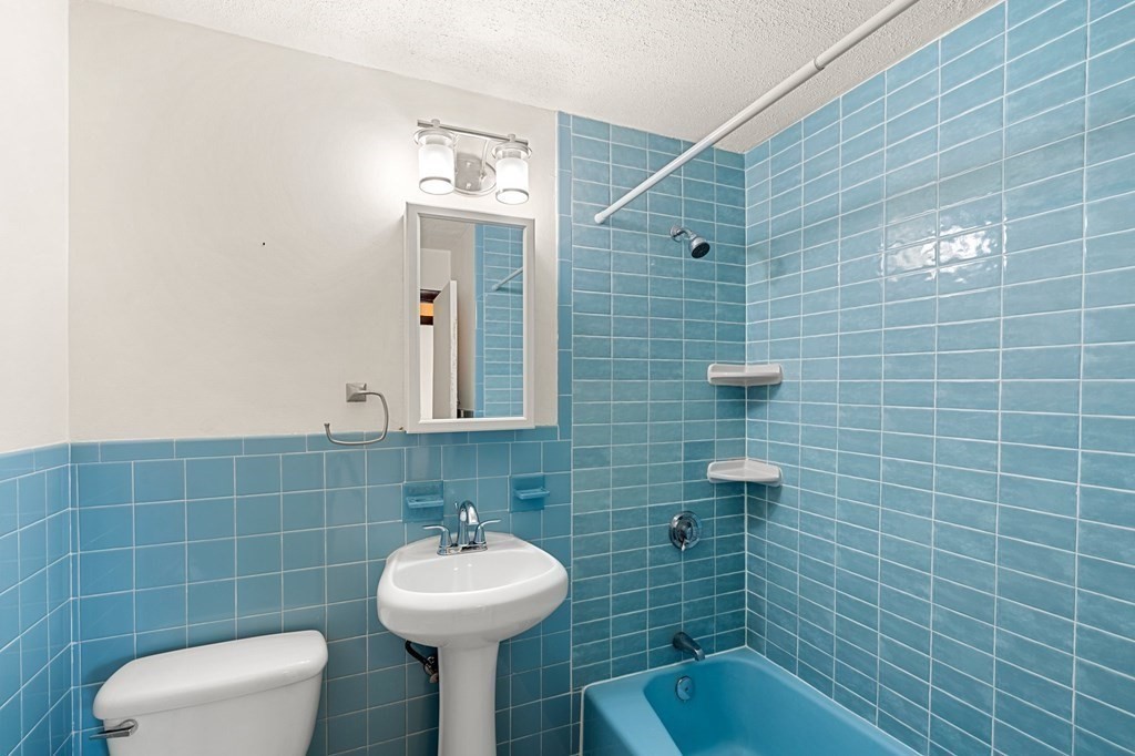 124 Addison Street, Unit 14 Chelsea, MA 02150 - Photo 10 of 33 Gallery Image 10