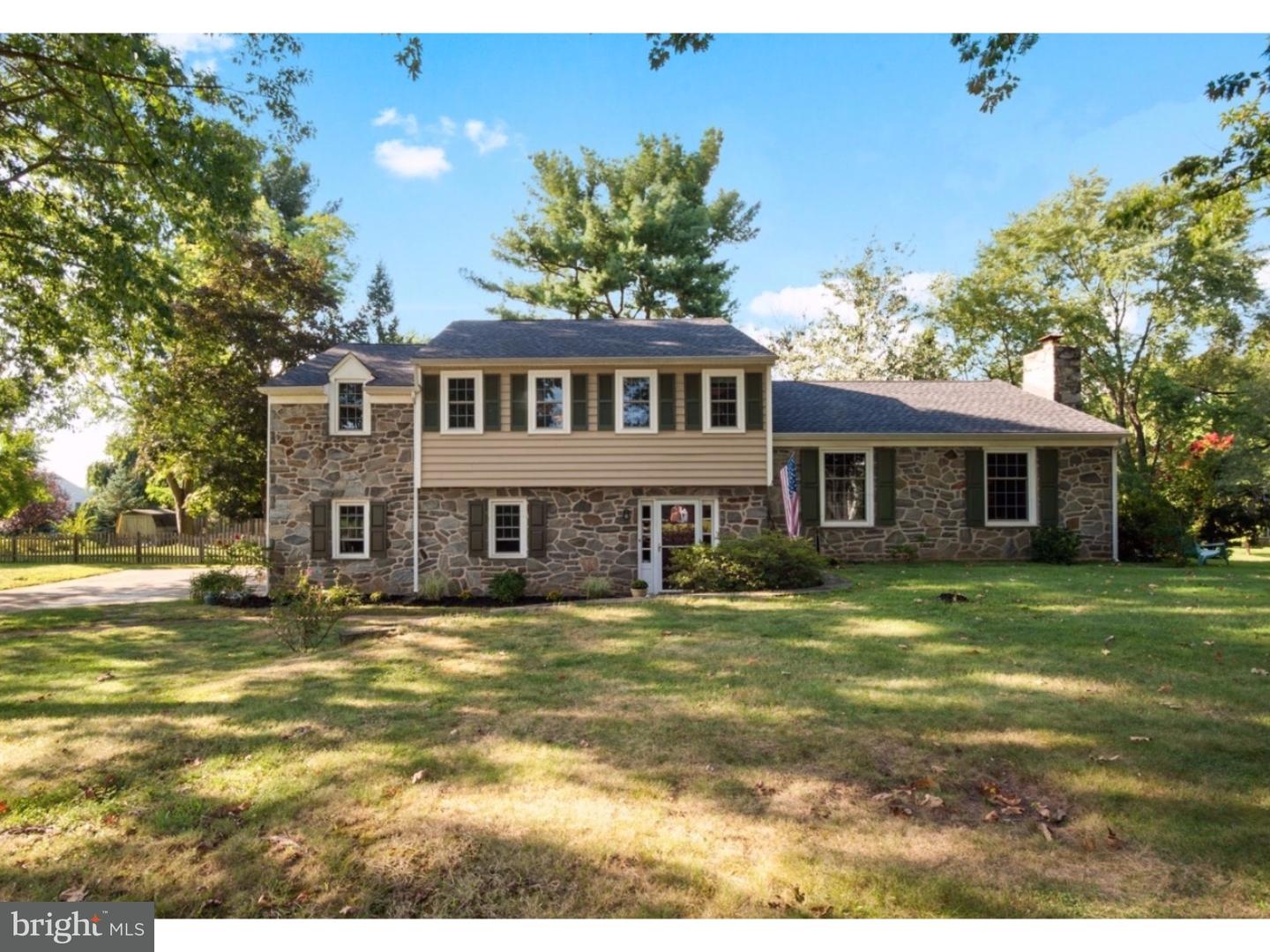 589 Walker Road Wayne, PA 19087 - Photo 1 of 25