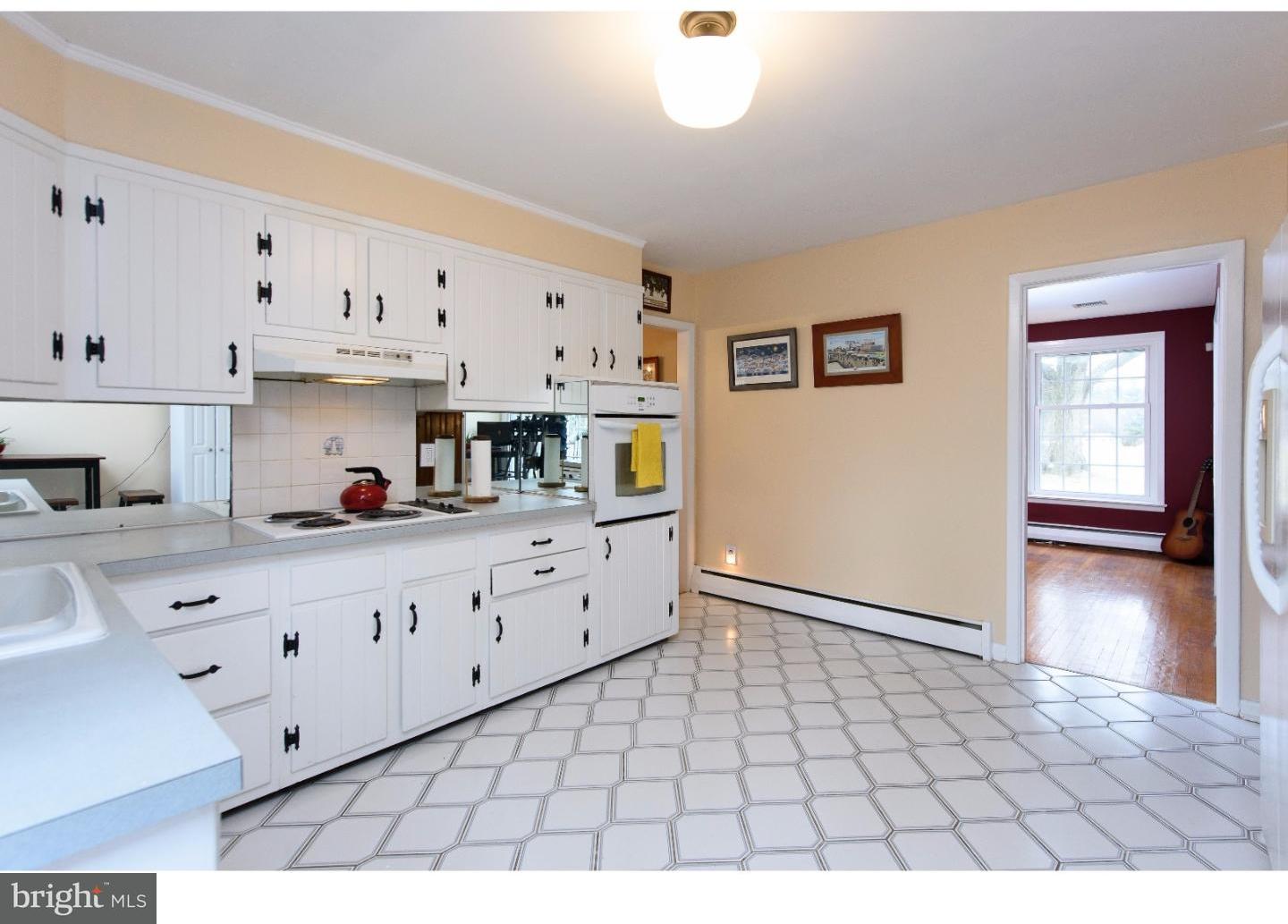 589 Walker Road Wayne, PA 19087 - Photo 13 of 25