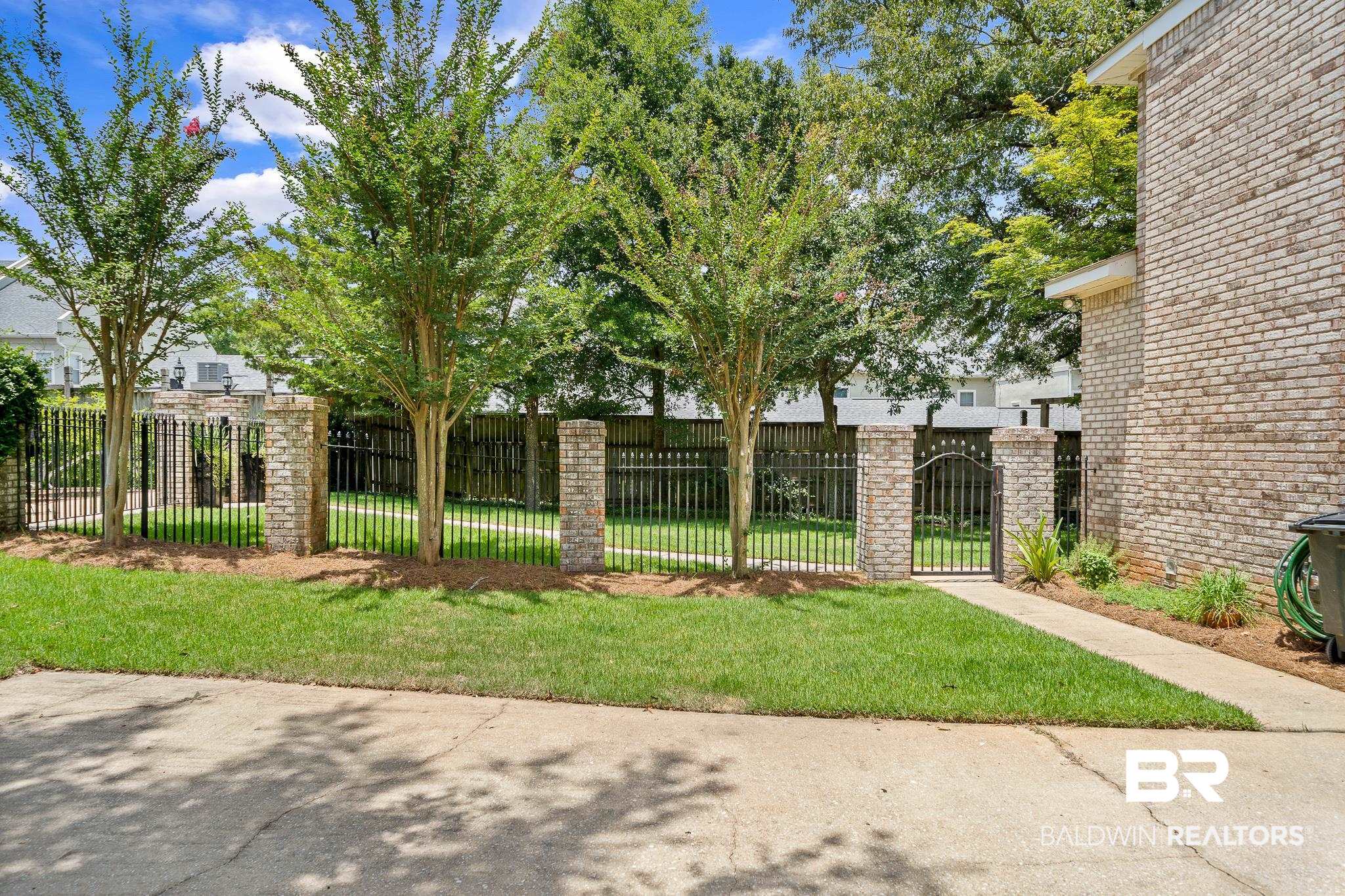 15 Cambridge Court Fairhope, AL 36532 - Photo 42 of 44