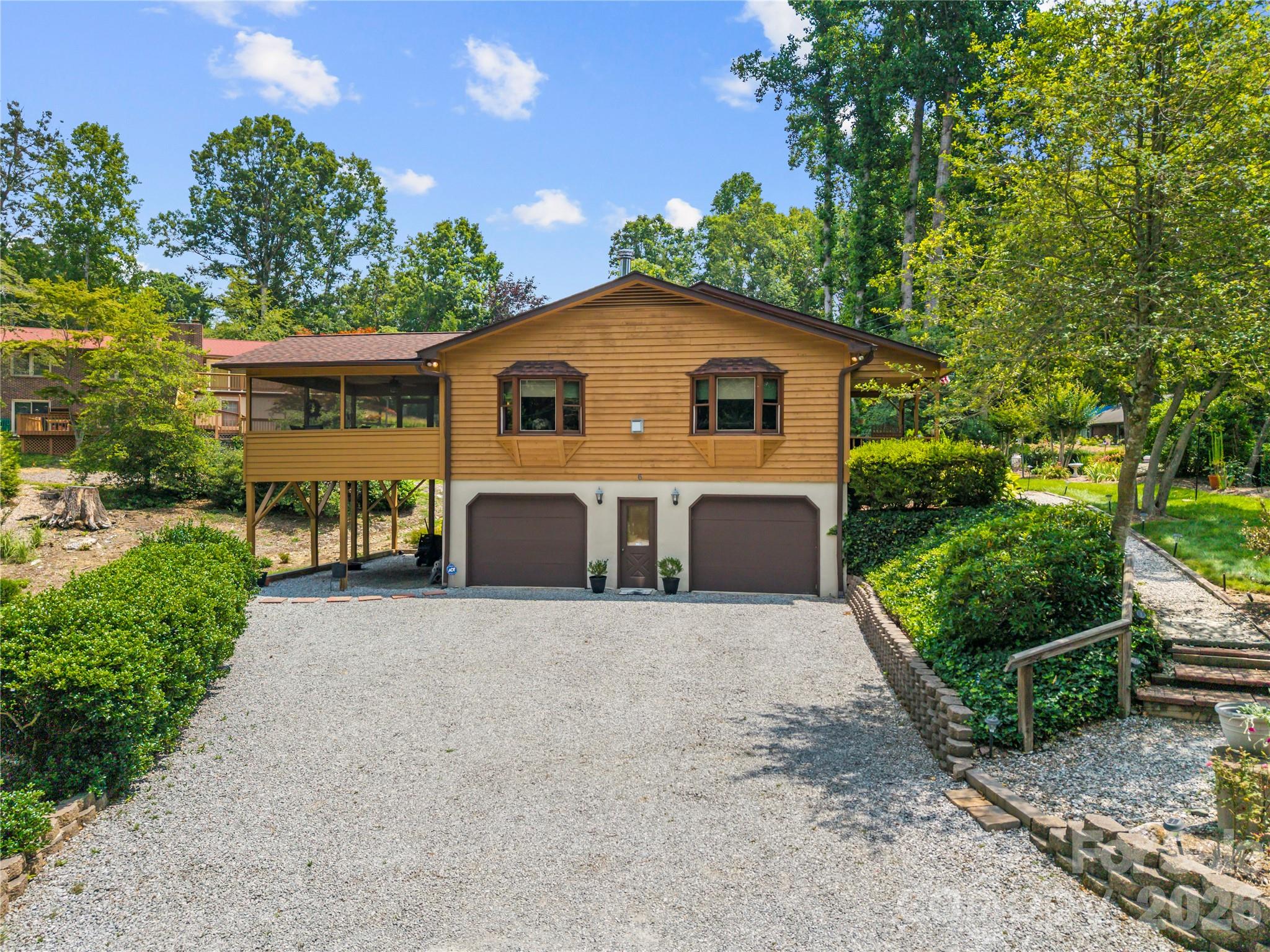 6 Kendra Road Hendersonville, NC 28792 - Photo 2 of 31