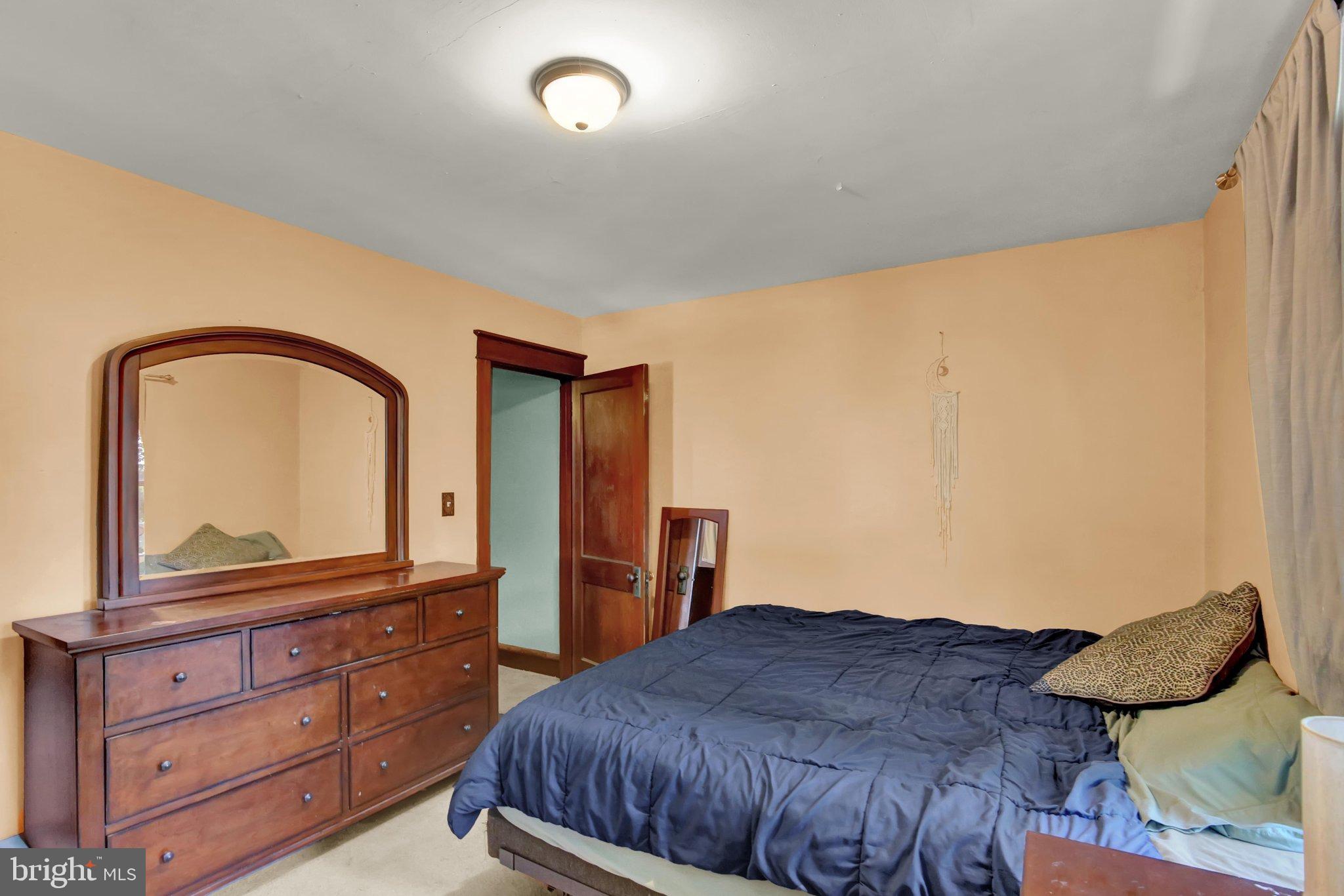 906 Fritztown Road Sinking Spring, PA 19608 - Photo 28 of 33 3rd Bed Room Front of House