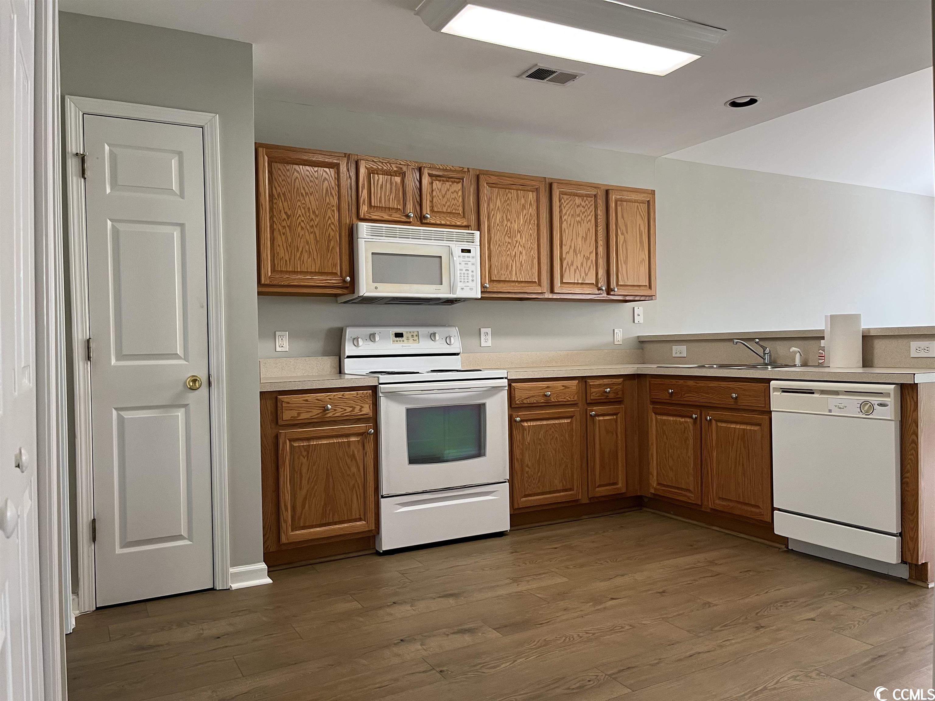 276 Whitchurch Street Murrells Inlet, SC 29576 - Photo 10 of 22 Gallery Image 10