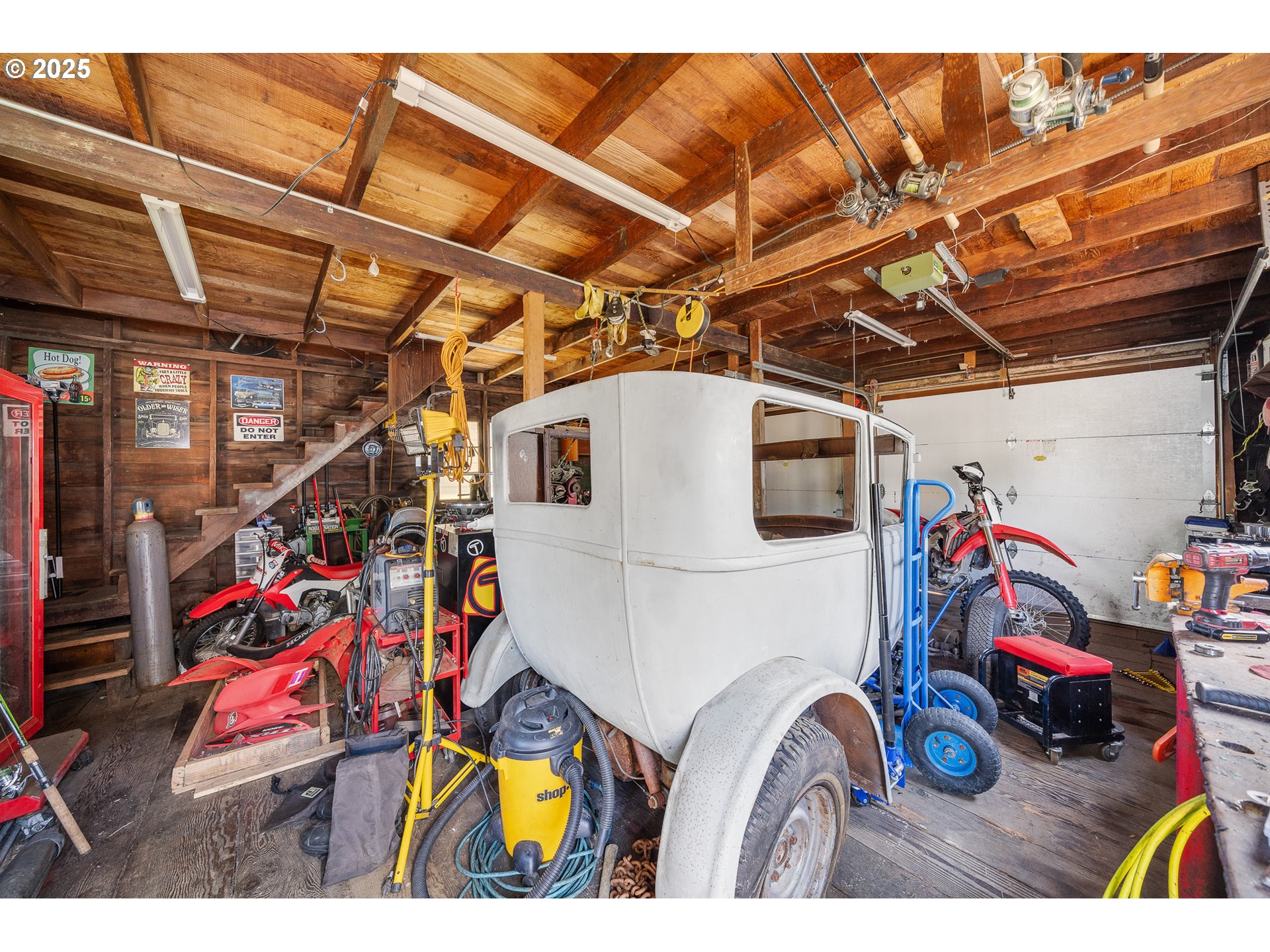 1703 4th Street Tillamook, OR 97141 - Photo 29 of 36