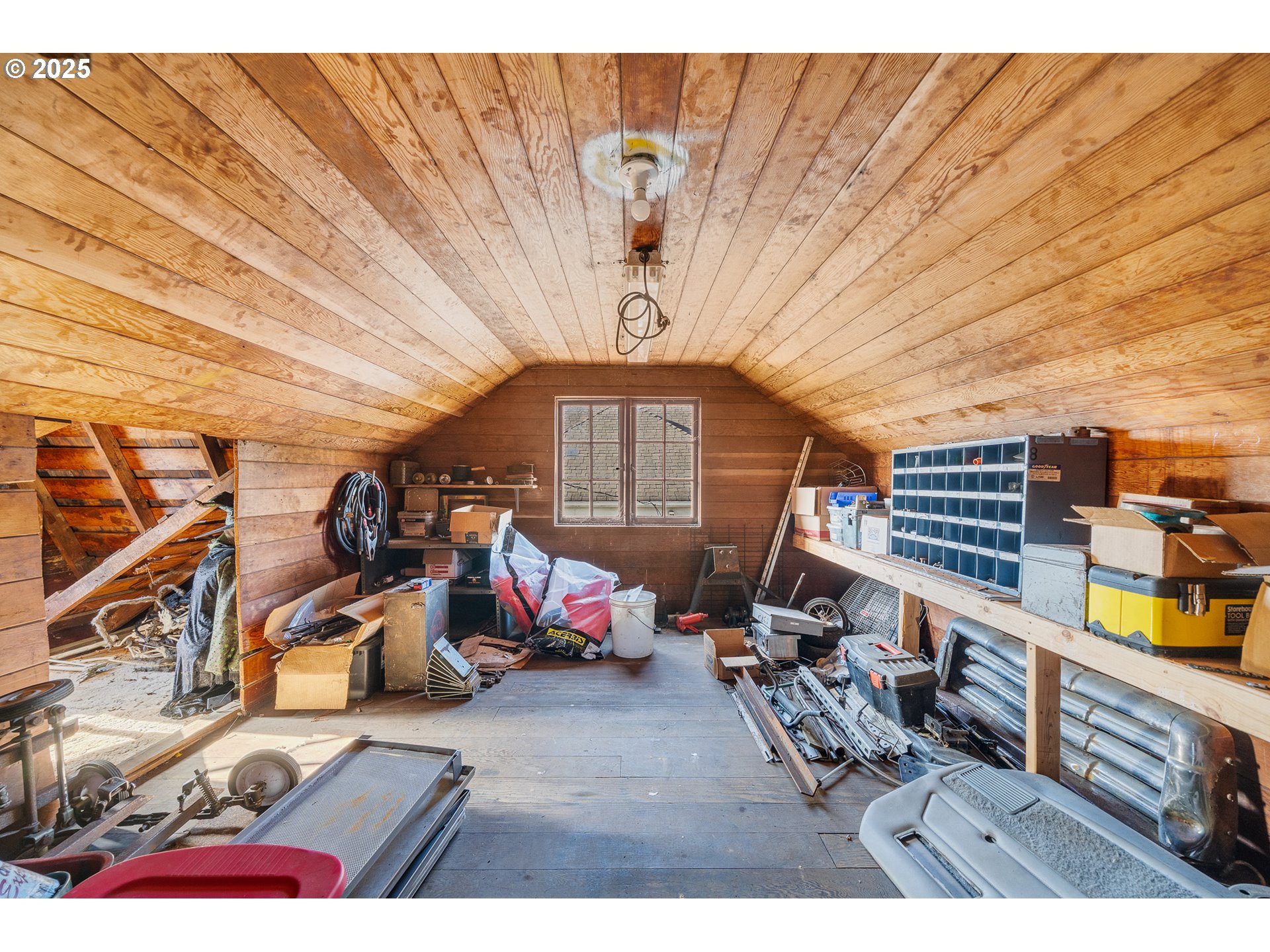 1703 4th Street Tillamook, OR 97141 - Photo 30 of 36 a view of a room with gym equipment