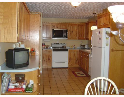 183 Shivler Road Hookstown, PA 15050 - Photo 4 of 8 Kitchen.