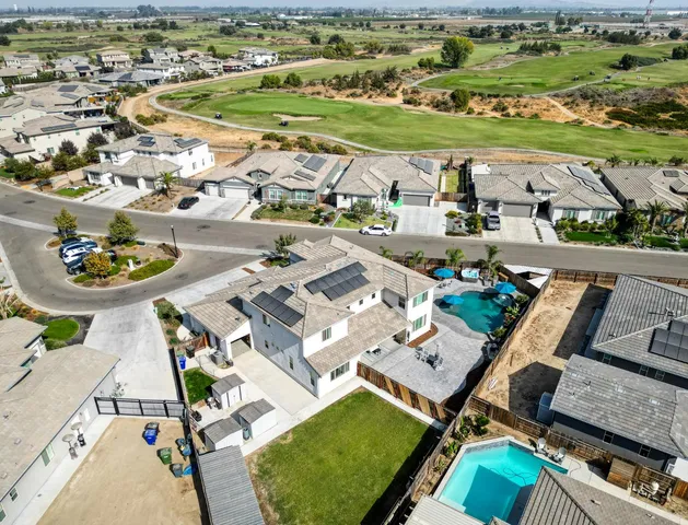 $999,999 | 1267 Gold King Place Circle, Dinuba, CA 93618