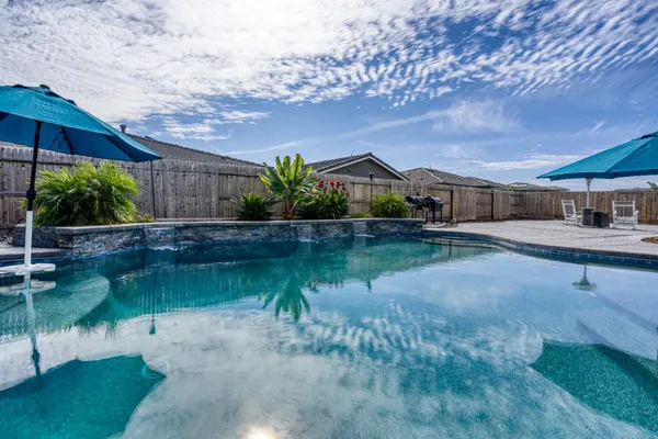 $999,999 | 1267 Gold King Place Circle, Dinuba, CA 93618