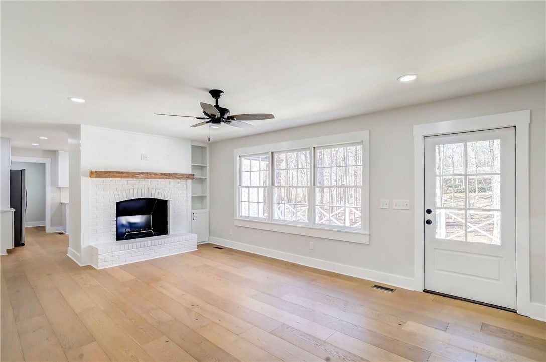 2050 Windway Road Auburn, AL 36830 - Photo 9 of 29 Gallery Image 9