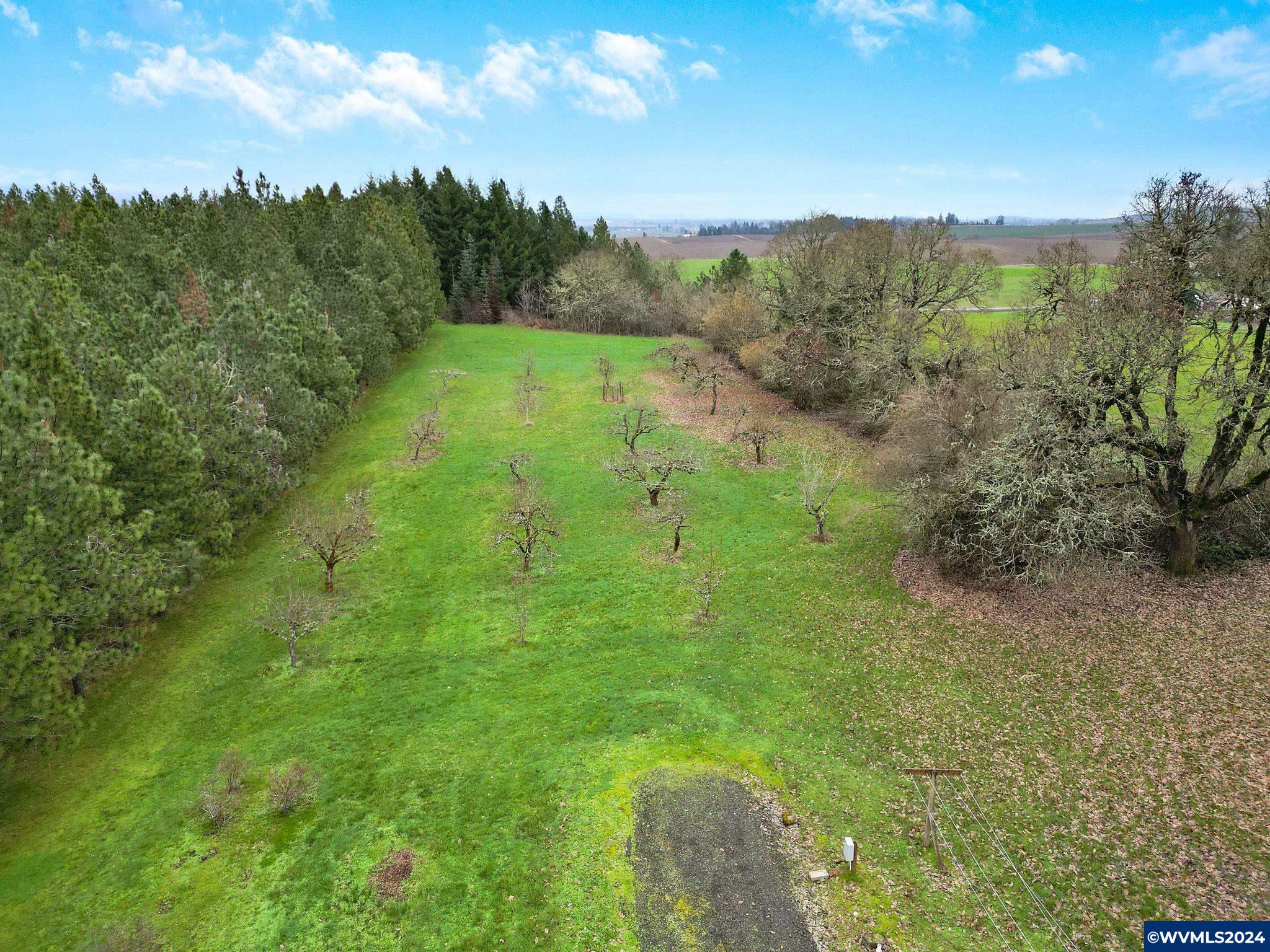 8700 Fruit Farm Road Independence, OR 97351 - Photo 8 of 42 Gallery Image 8
