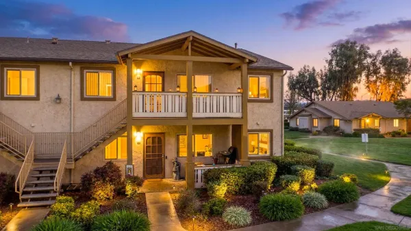 $425,000 | 1423 Graves Avenue, Unit 241, El Cajon, CA 92021