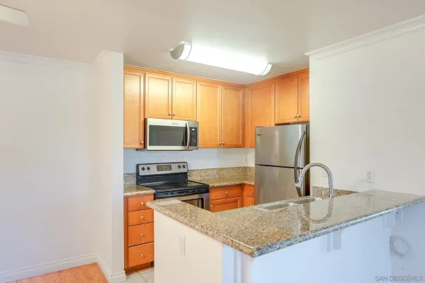 $425,000 | 1423 Graves Avenue, Unit 241, El Cajon, CA 92021