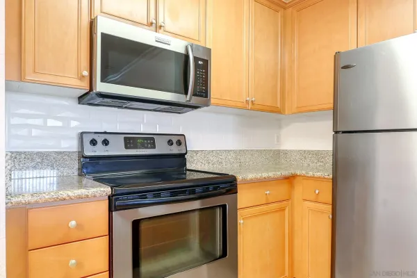 $425,000 | 1423 Graves Avenue, Unit 241, El Cajon, CA 92021