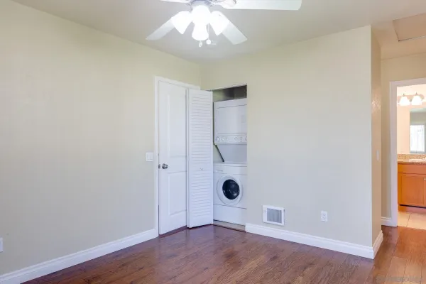 $425,000 | 1423 Graves Avenue, Unit 241, El Cajon, CA 92021