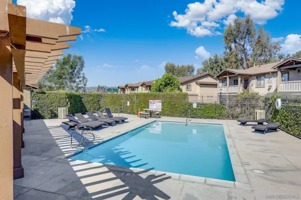 $425,000 | 1423 Graves Avenue, Unit 241, El Cajon, CA 92021