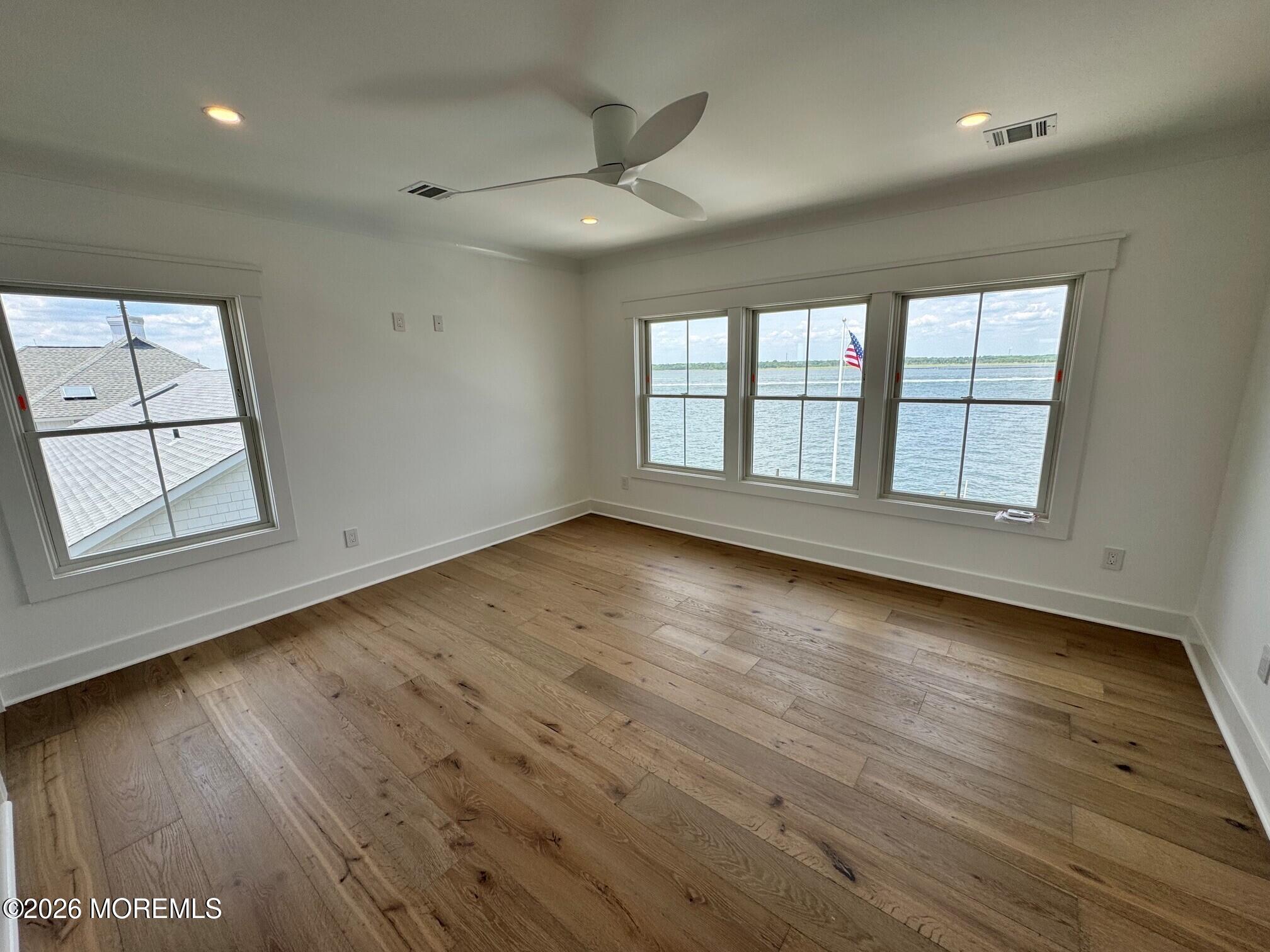 275 Curtis Point Drive Mantoloking, NJ 08738 - Photo 23 of 36 17