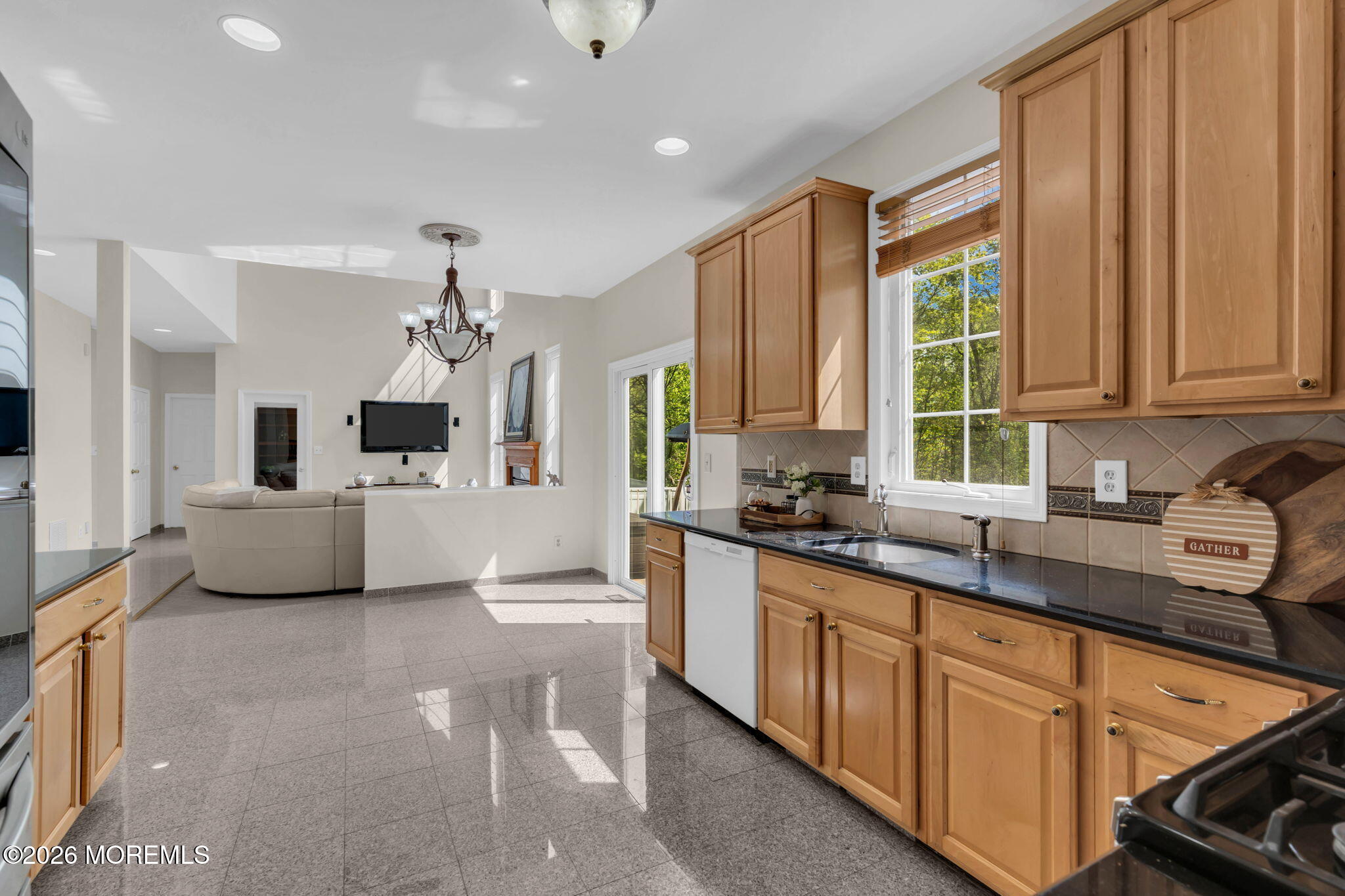 73 Stratton Road Matawan, NJ 07747 - Photo 34 of 88 37-web-or-mls-DSC09519
