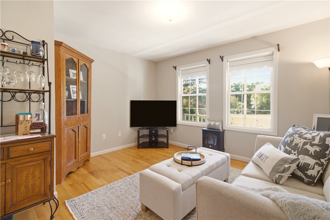 5 Wingate Road South Kingstown, RI 02879 - Photo 11 of 49