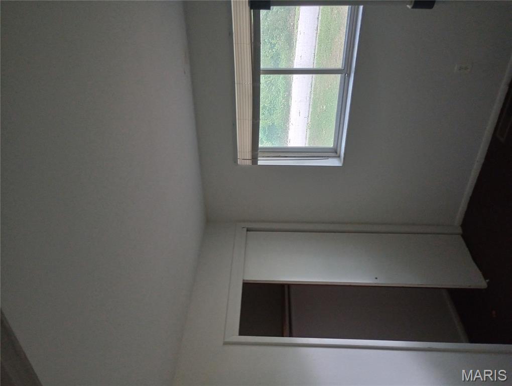 501 Carson Road Ferguson, MO 63135 - Photo 8 of 12 Gallery Image 8