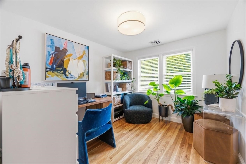 40 Sunset Hill Road Boston, MA 02132 - Photo 11 of 35 Gallery Image 11