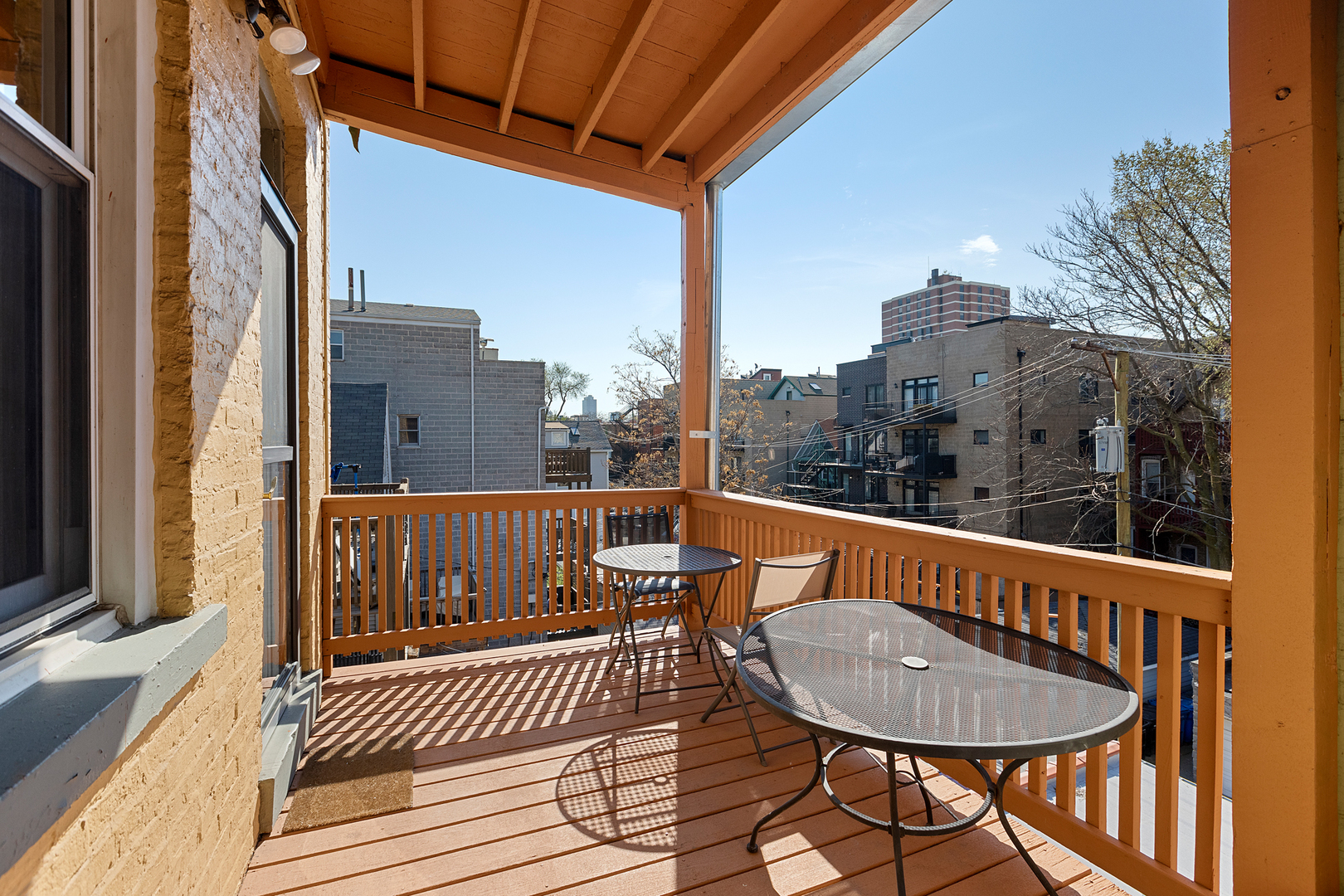 929 West Fletcher Street Chicago, IL 60657 - Photo 49 of 53 a view of balcony with furniture