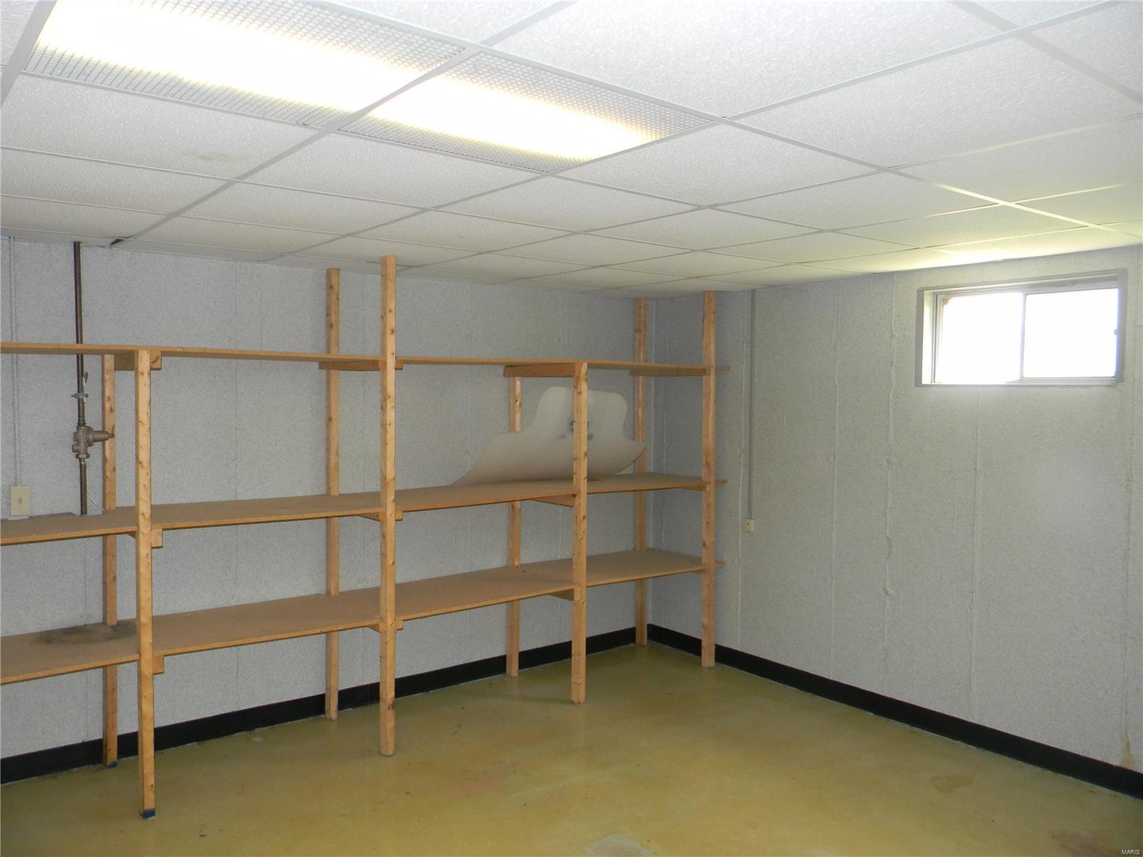 208 Universal Drive St. Peters, MO 63376 - Photo 22 of 27