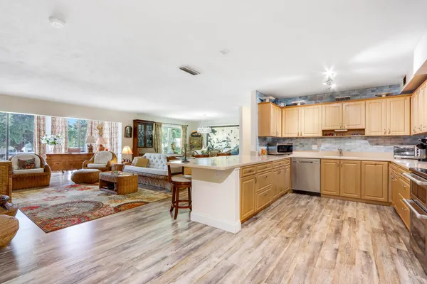 $3,800 | 300 North Hwy A1A, Unit 204A, Jupiter, FL 33477