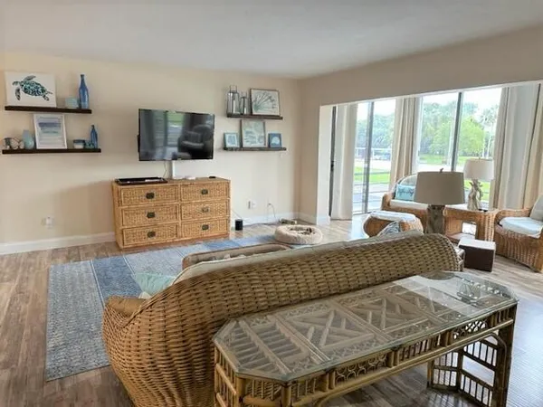 $3,800 | 300 North Hwy A1A, Unit 204A, Jupiter, FL 33477