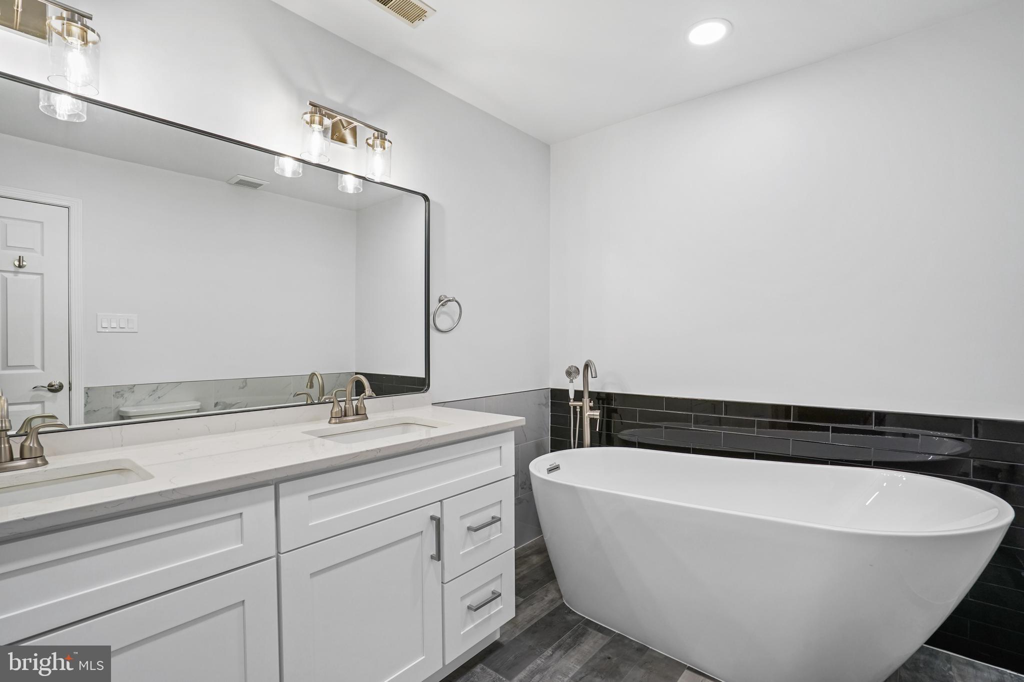 9758 Athletic Way Gaithersburg, MD 20878 - Photo 13 of 20