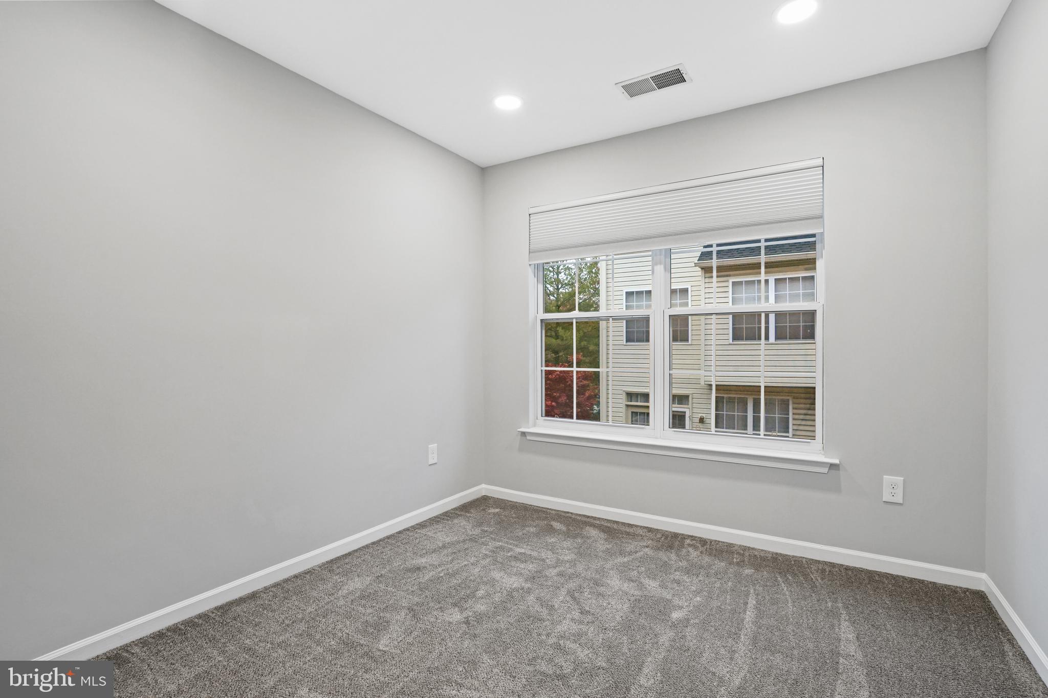 9758 Athletic Way Gaithersburg, MD 20878 - Photo 15 of 20