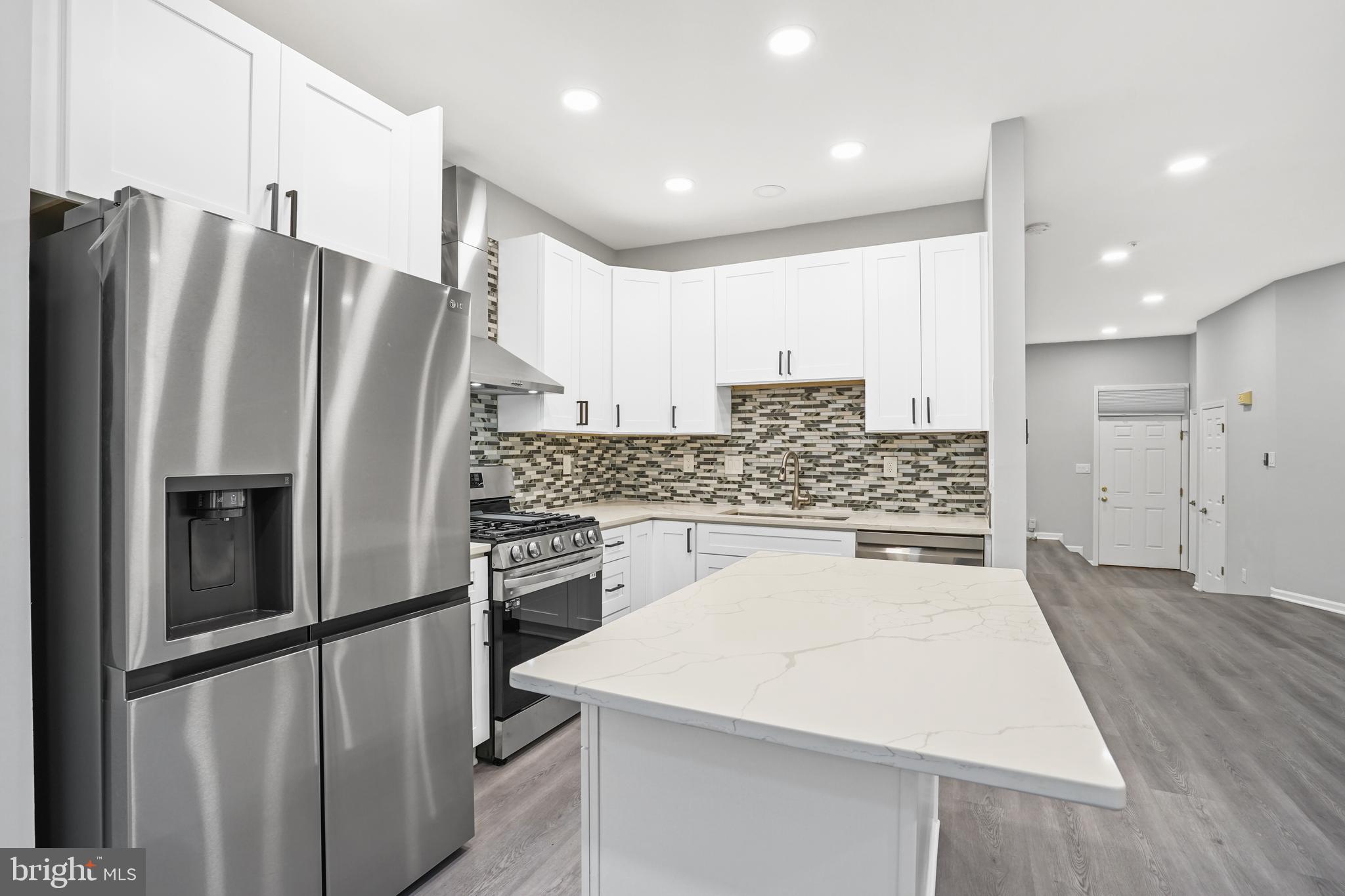 9758 Athletic Way Gaithersburg, MD 20878 - Photo 5 of 20