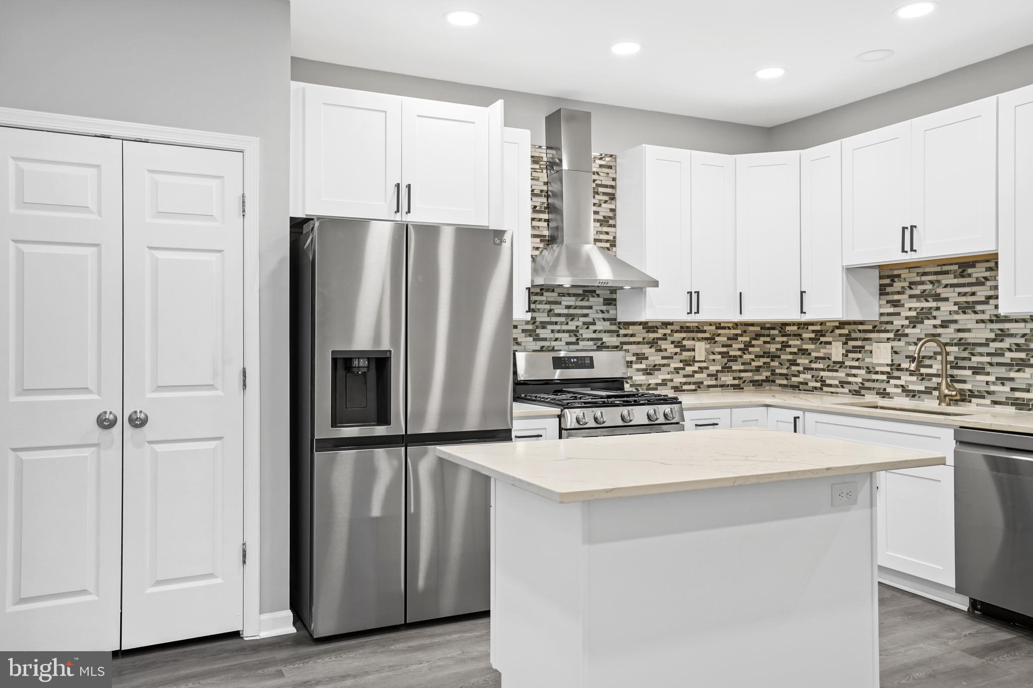 9758 Athletic Way Gaithersburg, MD 20878 - Photo 6 of 20