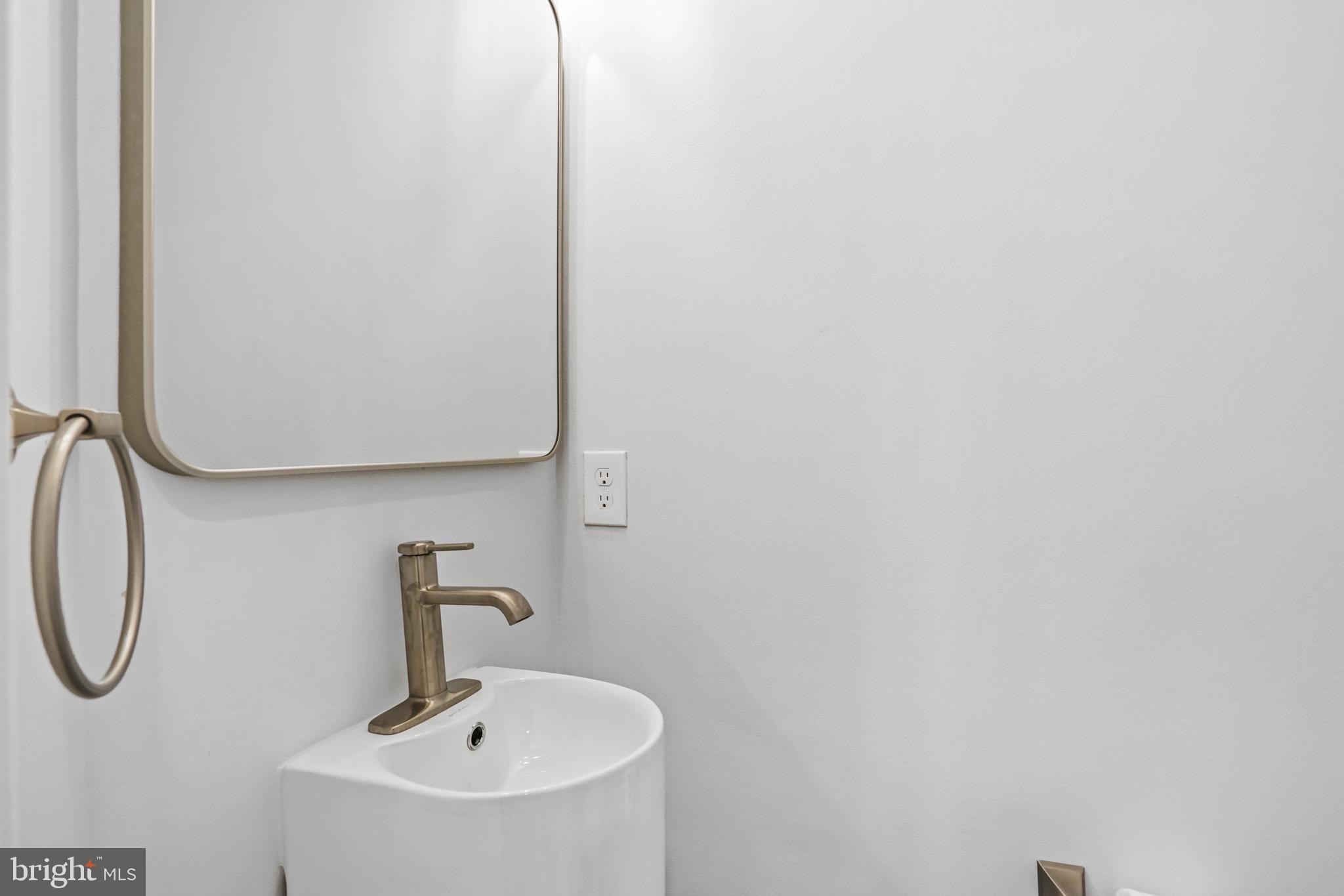 9758 Athletic Way Gaithersburg, MD 20878 - Photo 9 of 20