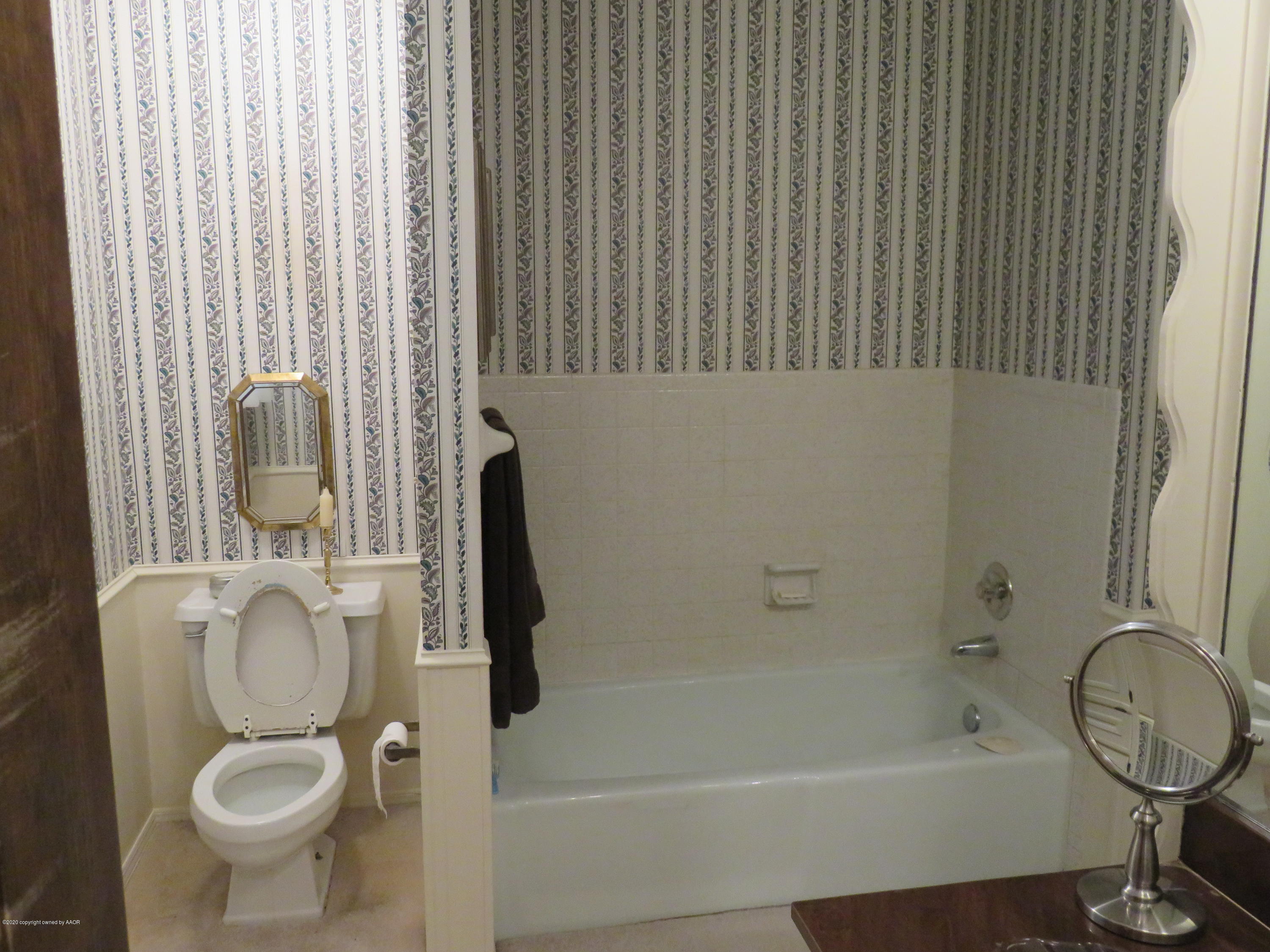 3701 Rutson Drive Amarillo, TX 79109 - Photo 35 of 44 Master Bath