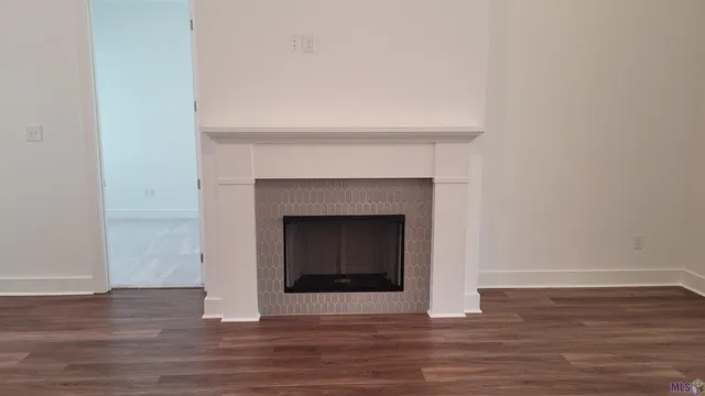 $2,400 | 9581 South Creek Drive, Denham Springs, LA 70726