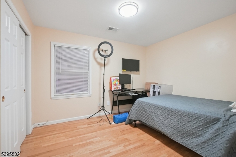 433 Linden Avenue Elizabeth, NJ 07202 - Photo 14 of 26