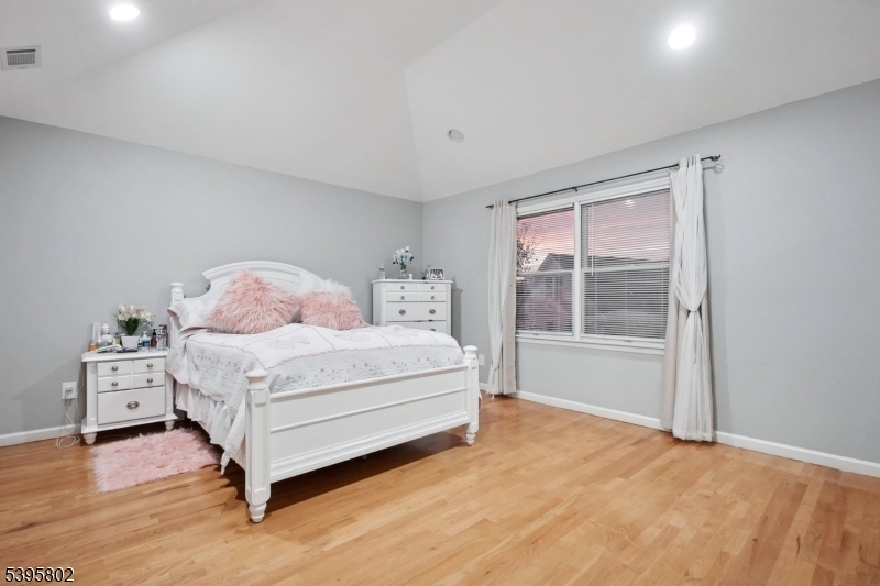 433 Linden Avenue Elizabeth, NJ 07202 - Photo 17 of 26