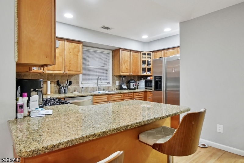 433 Linden Avenue Elizabeth, NJ 07202 - Photo 24 of 26