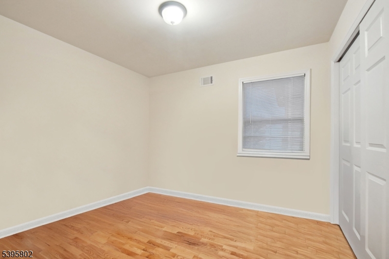 433 Linden Avenue Elizabeth, NJ 07202 - Photo 26 of 26