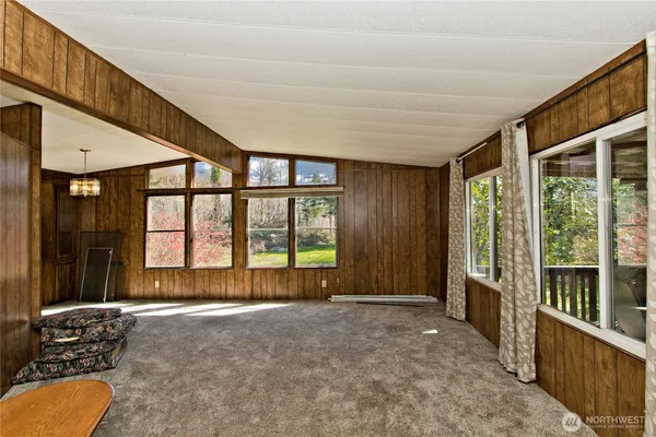 $350,000 | 30870 Cumberland Kanaskat Road, Ravensdale, WA 98051