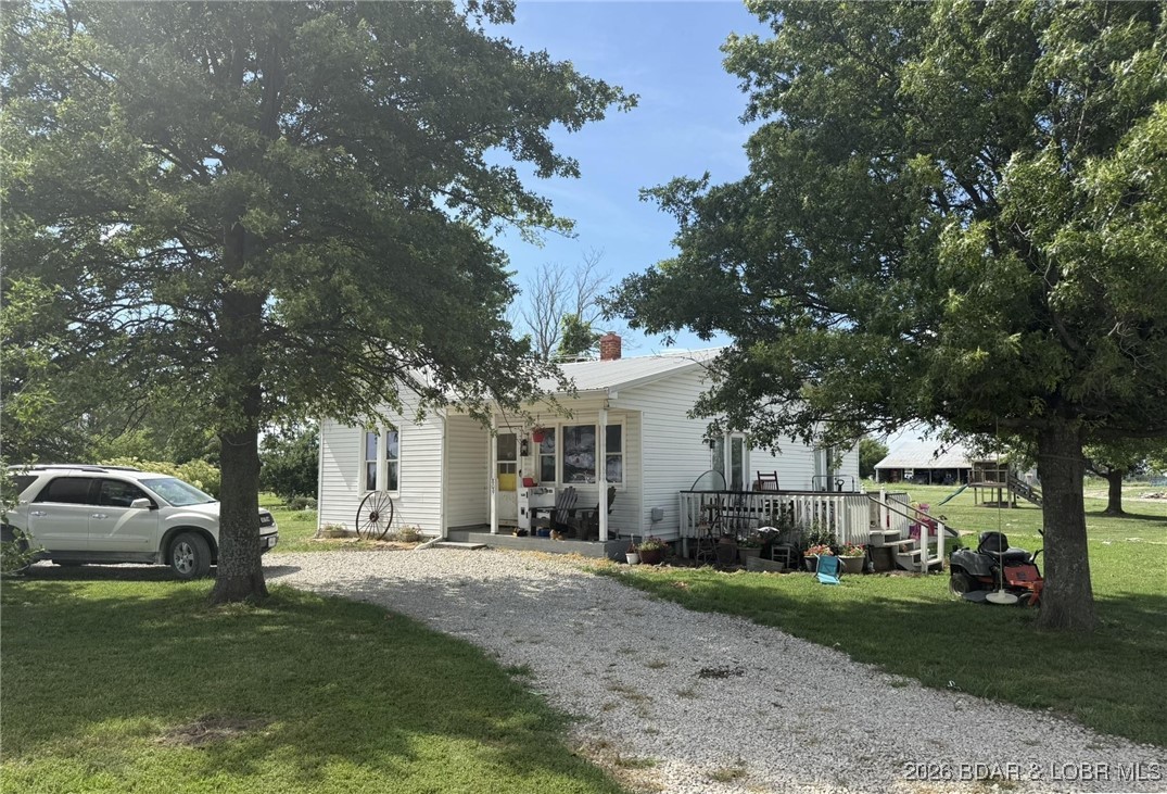 809 Southwest 300th Road Centerview, MO 64019 - Photo 7 of 43