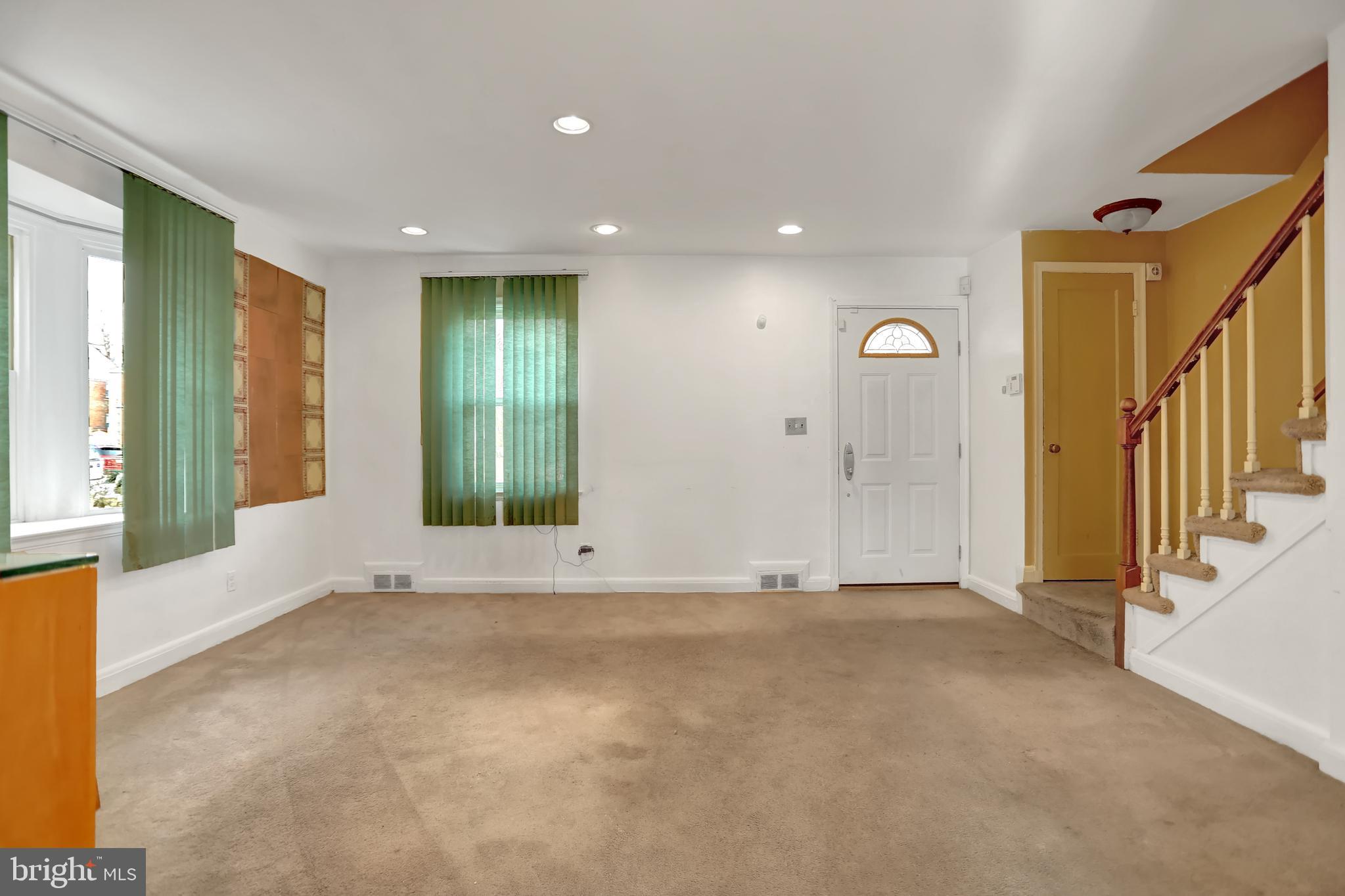 4003 Brookhill Road Baltimore, MD 21215 - Photo 3 of 31