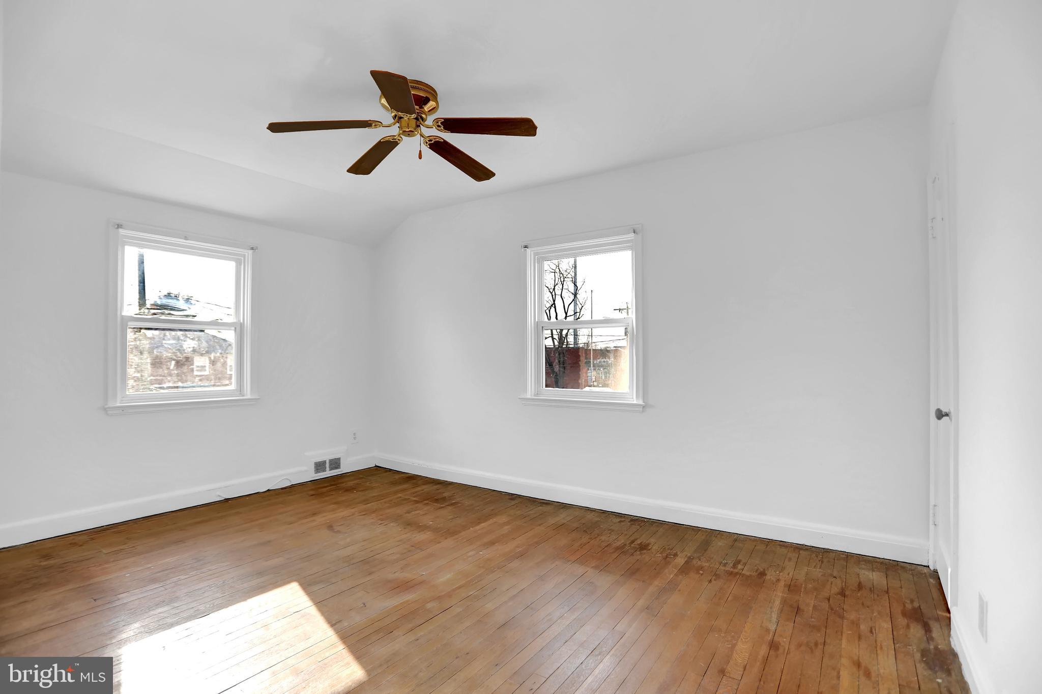 4003 Brookhill Road Baltimore, MD 21215 - Photo 10 of 31