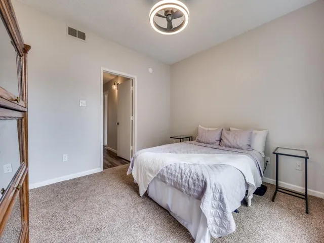 $1,450 | 1603 Marsh Lane, Unit 308, Carrollton, TX 75006