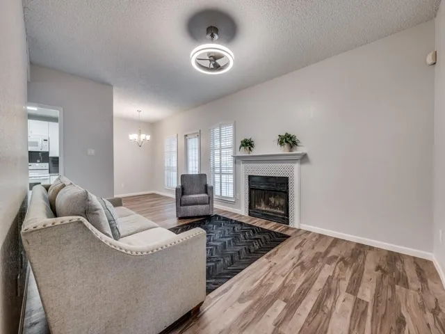 $1,450 | 1603 Marsh Lane, Unit 308, Carrollton, TX 75006