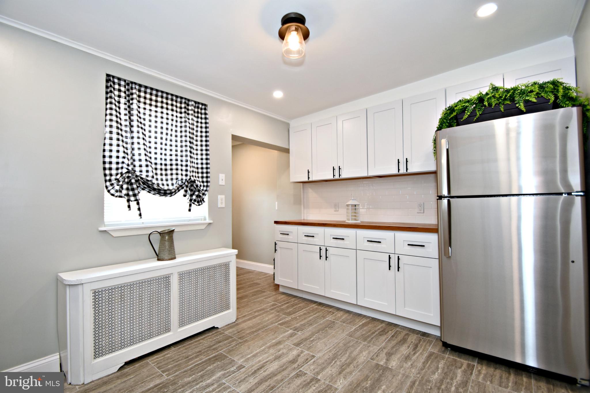 2637 Edgemont Street Philadelphia, PA 19125 - Photo 14 of 36