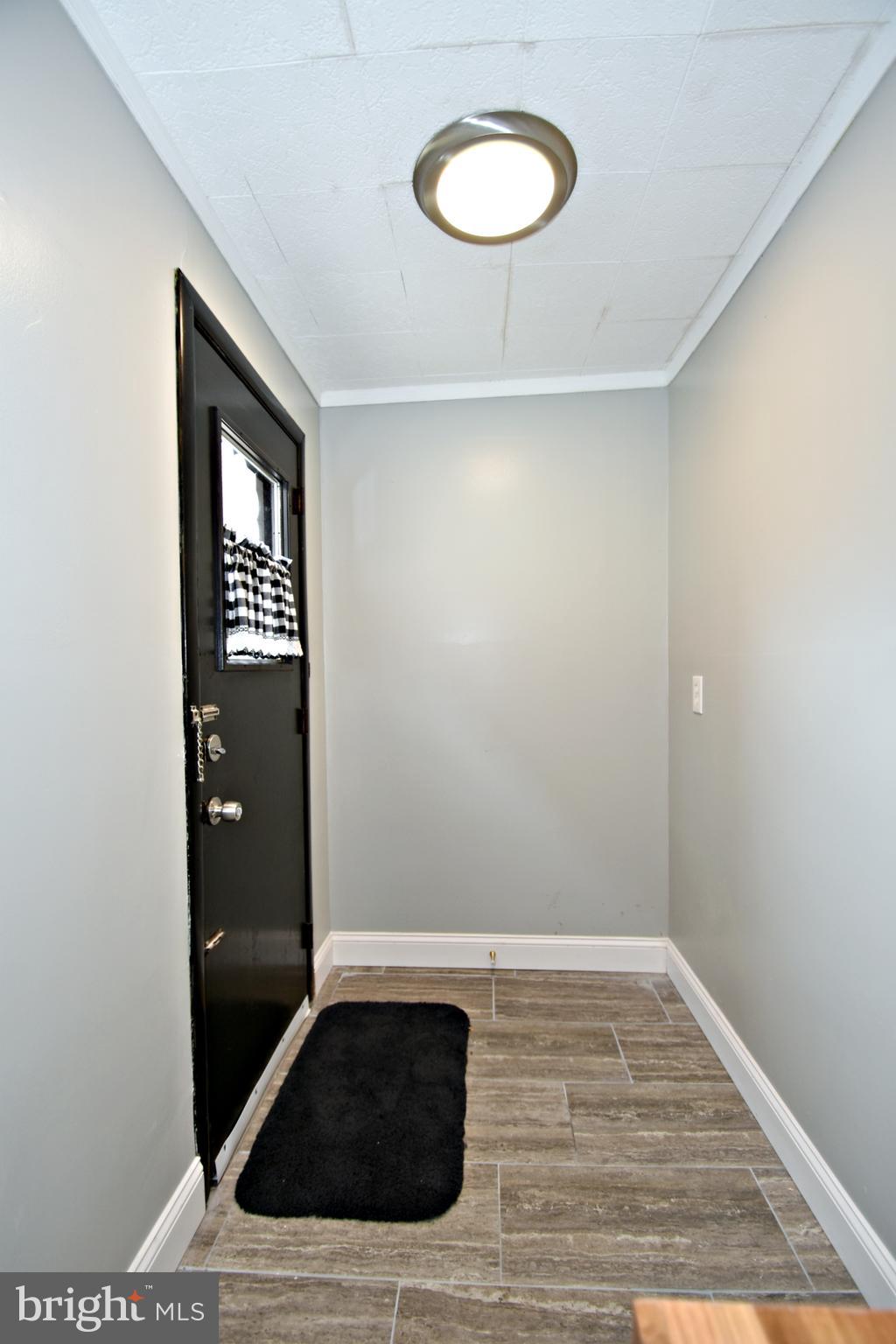 2637 Edgemont Street Philadelphia, PA 19125 - Photo 18 of 36