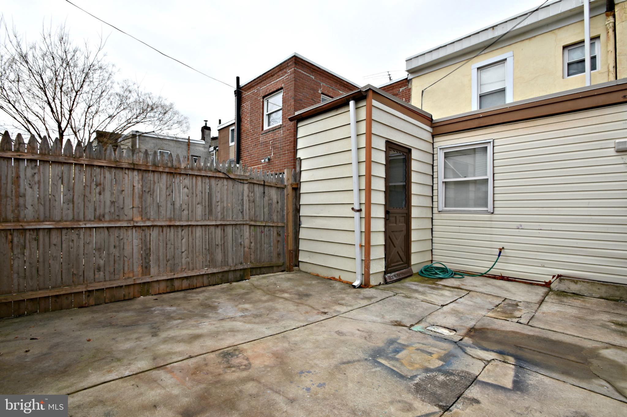 2637 Edgemont Street Philadelphia, PA 19125 - Photo 33 of 36