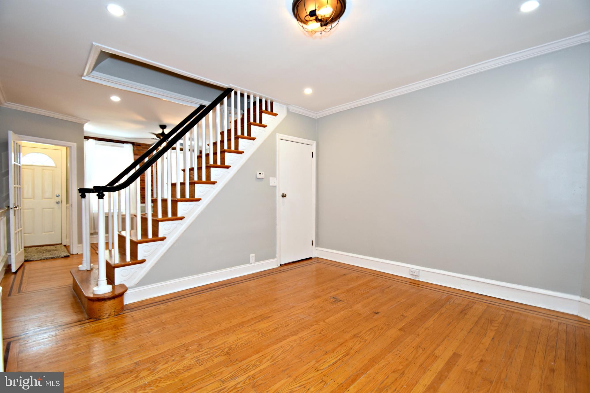2637 Edgemont Street Philadelphia, PA 19125 - Photo 9 of 36