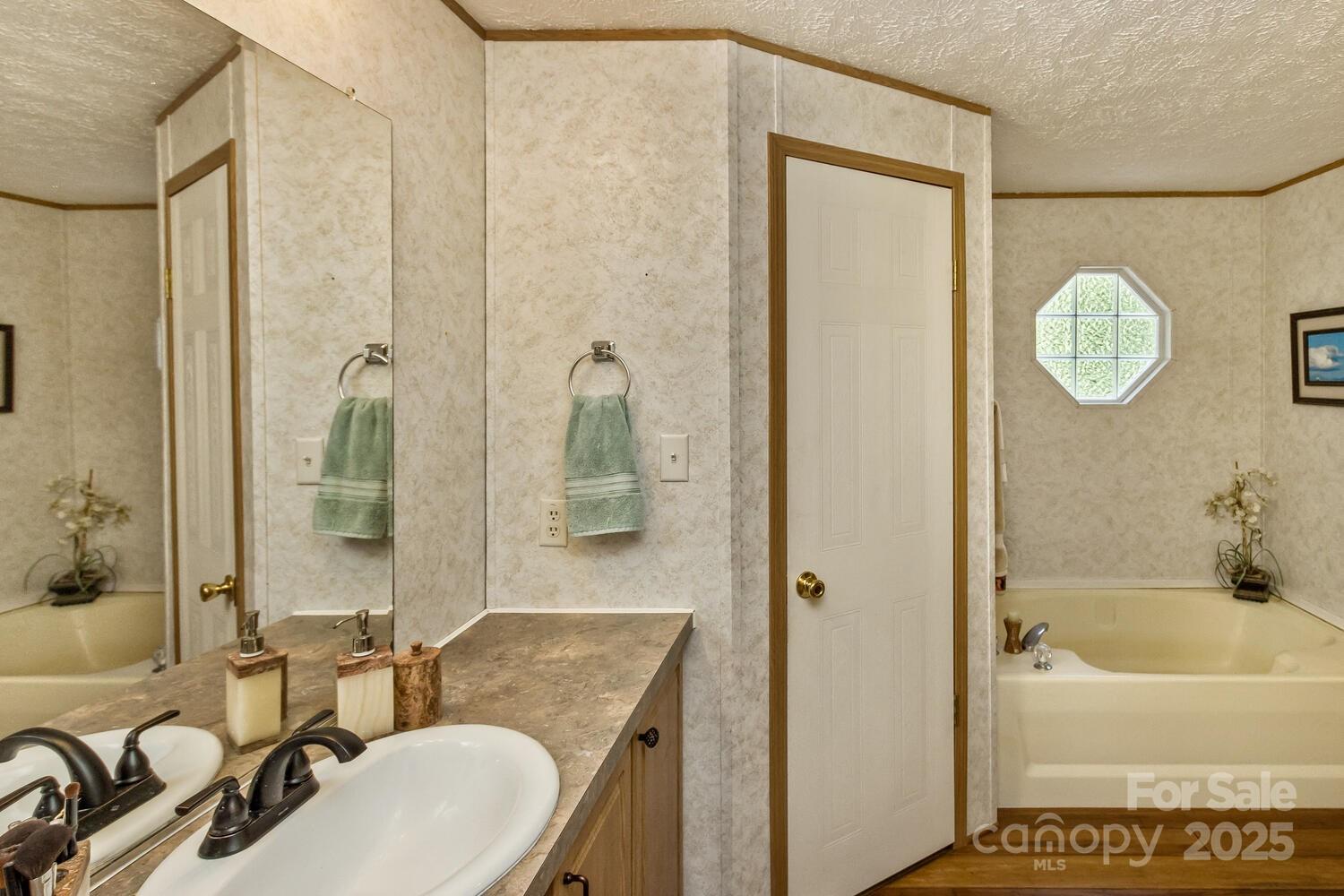 20 Howell Road Rosman, NC 28772 - Photo 21 of 47 Gallery Image 21